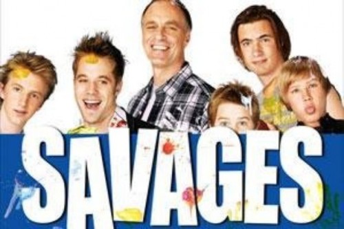 Imagem 2
                    da
                    série
                    Complete Savages